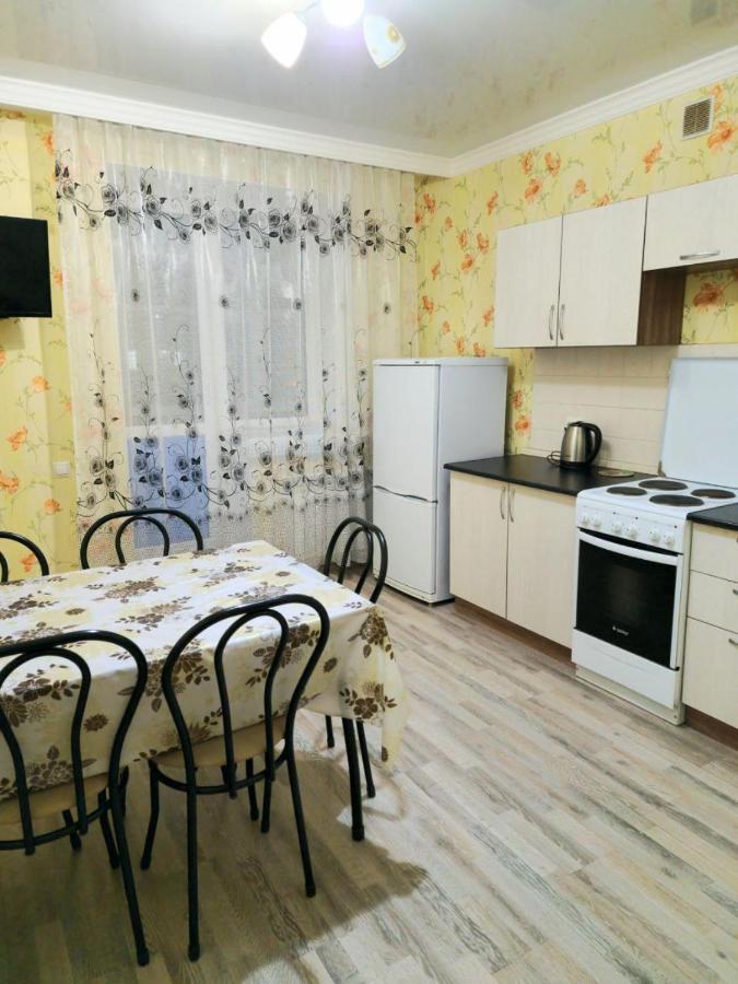 Уютная Квартира Комфорт Класса74 Astana Bagian luar foto