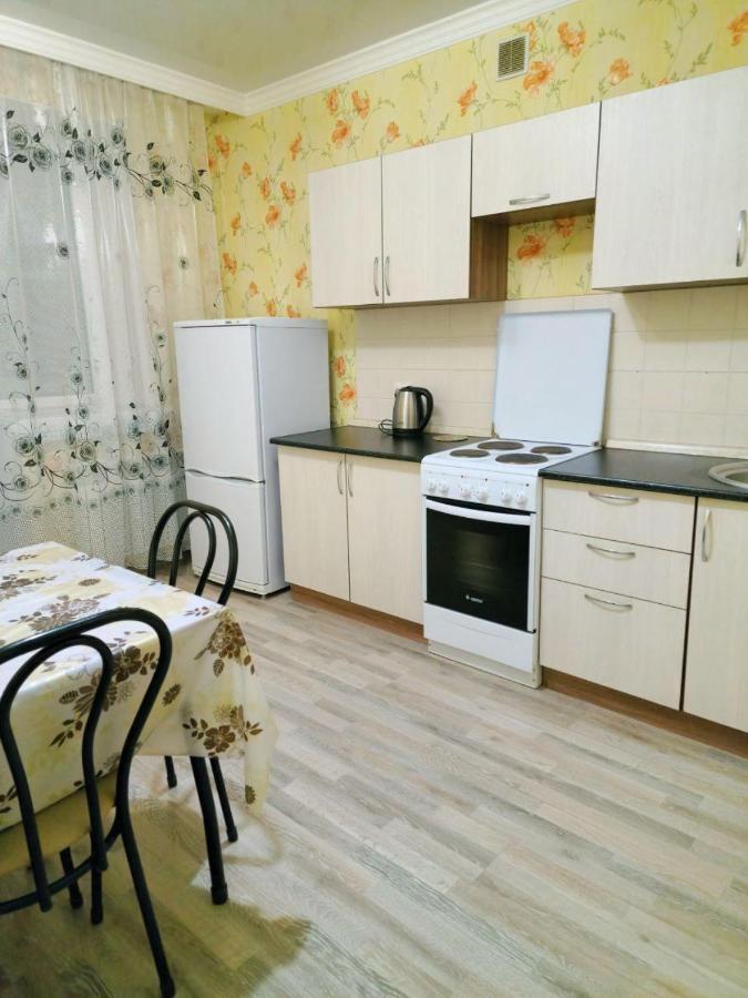 Уютная Квартира Комфорт Класса74 Astana Bagian luar foto