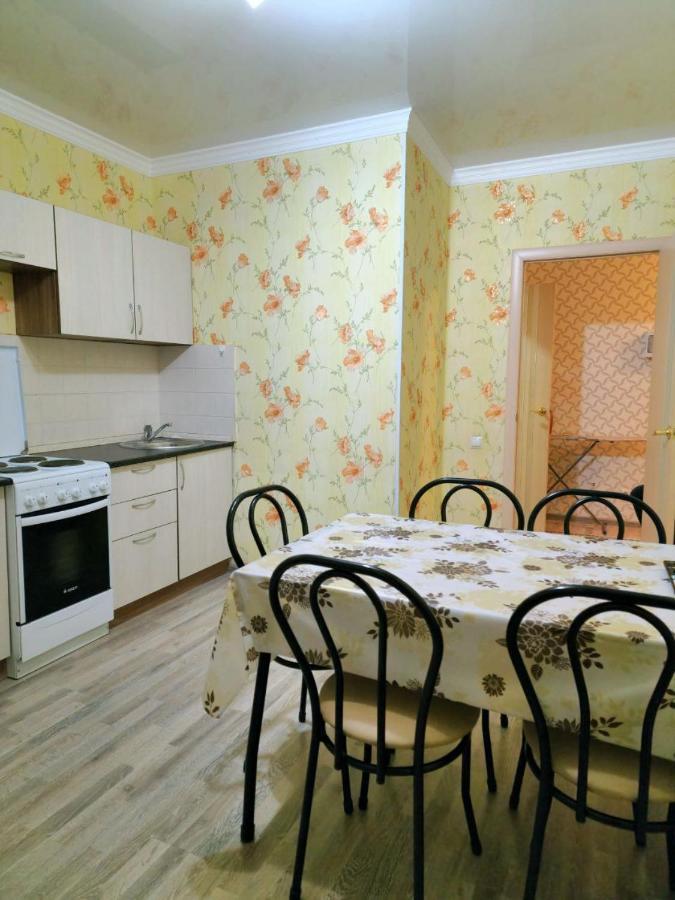 Уютная Квартира Комфорт Класса74 Astana Bagian luar foto